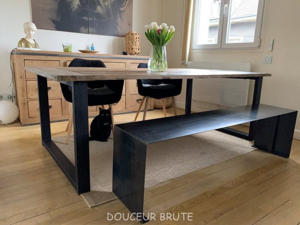 Banc design en acier sur mesure