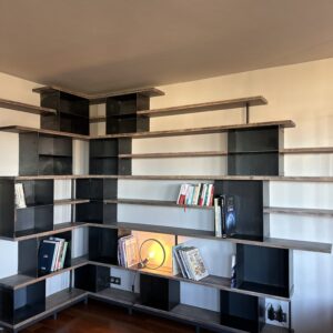 Bibliothèque d'angle en métal et chêne "CUBES 15"