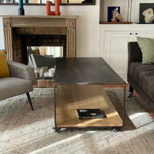 Table basse rectangulaire sur roulettes avec double plateau "STEELWOOD"