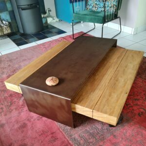 Jeu de tables basses gigognes bois et métal "GÉOMÉTRIE SAPIN"
