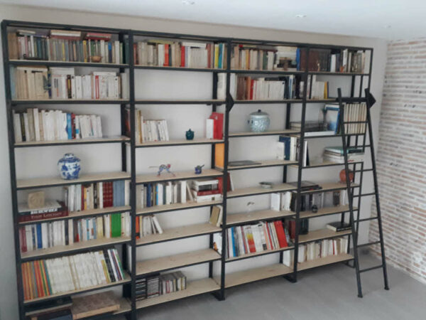 Bibliothèque Industrielle en Métal et Bois Massif "CHAUMONT" – Image 3