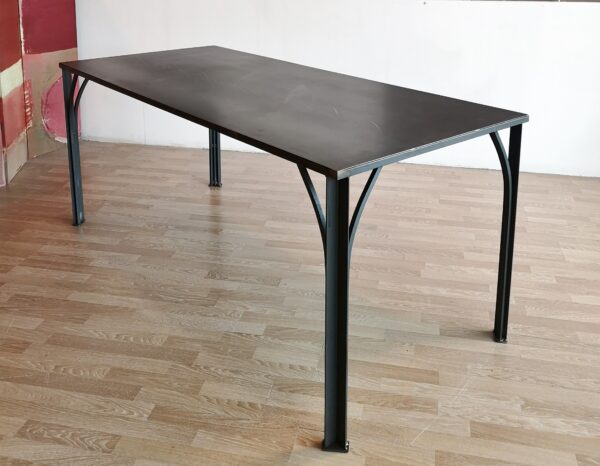 Table à manger en acier brut industrielle "BALTARD" – Image 3