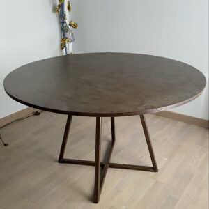 Table repas ronde sur mesure en métal patiné "ANNIE"