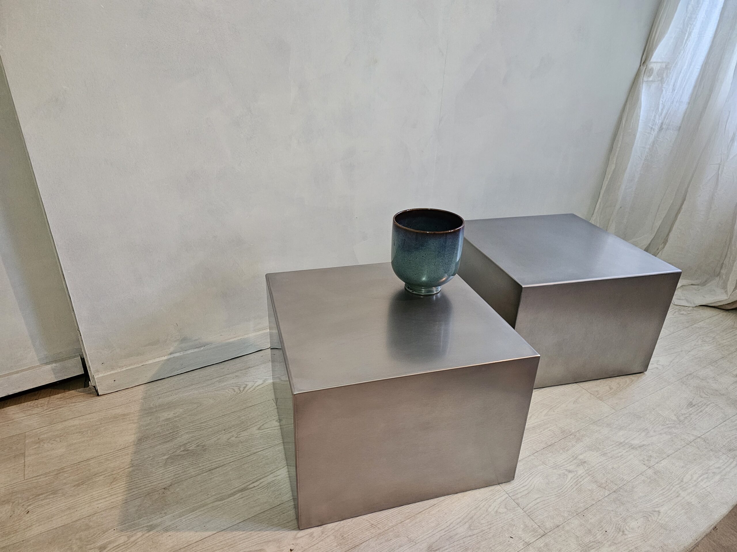 Jeu de deux tables Tables Basses Design Acier Inoxydable Poli ou Vibré Sur Mesure "CUBE" – Image 3