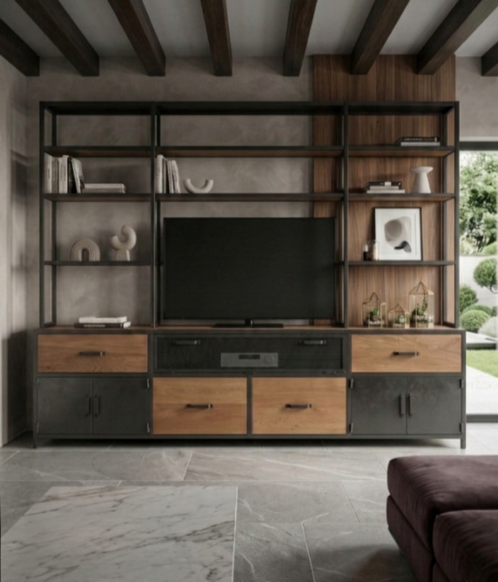 Bibliothèque design salon en bois et métal avec rangements et TV, style industriel moderne dans un salon lumineux.